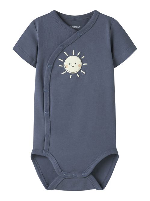 Hovedbilde Nbmvacion blå kortermet body m/sol