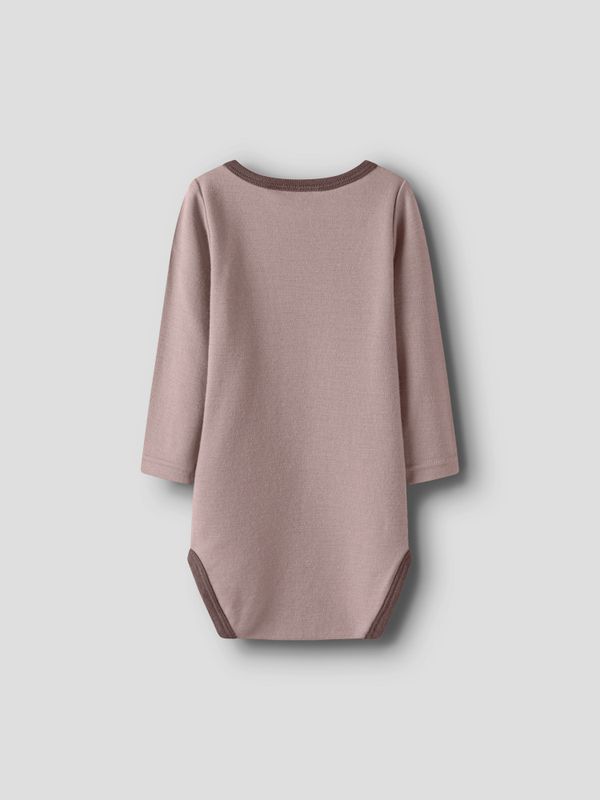 Nbfwillow gammelrosa ullbody m/blomster