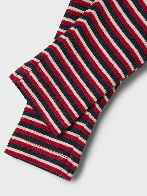 Nbnlabela rød,hvit,mørkeblå stripete legging